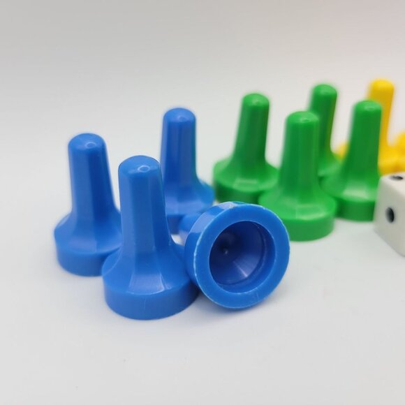 Parcheesi Replacement Tokens 1989 Plastic Pieces Small Dice Colors Game - Picture 4 of 8
